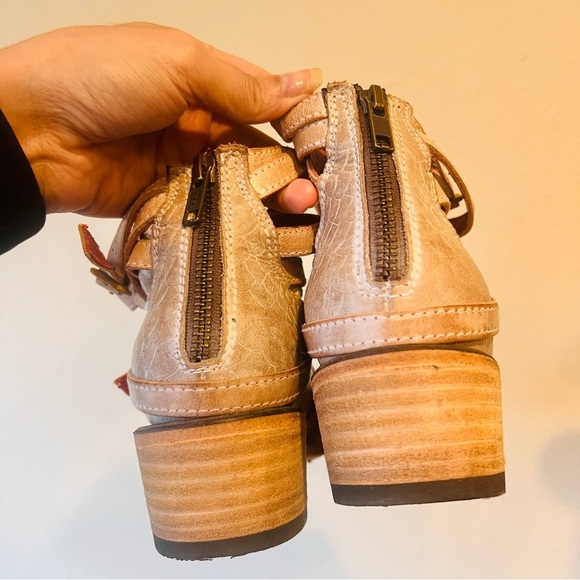 Freebird by Steven Blonde Stair Boot 7 - Picture 5 of 11